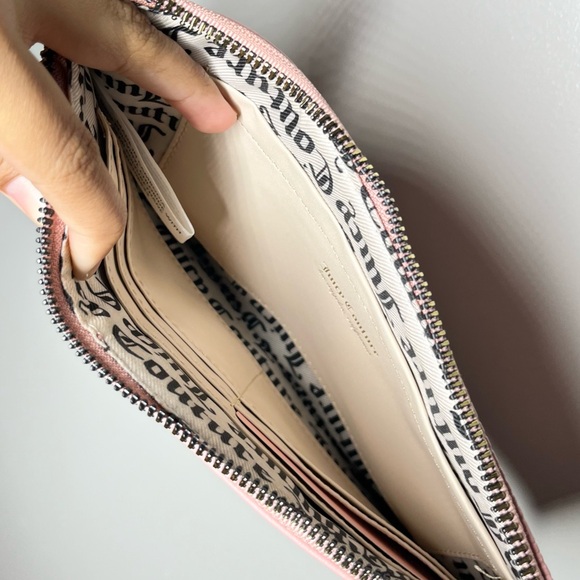 Juicy Couture Dusty Pink Large Wristlet/Wallet - Picture 5 of 9